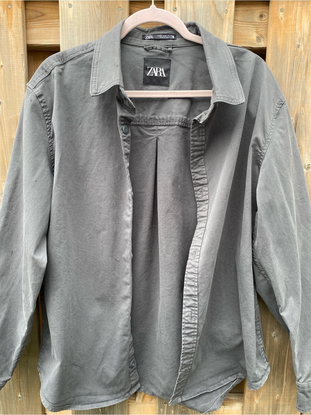 ZARA Men's Gray Casual Button-Down Shirt